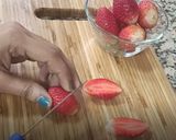 Strawberry Milkshake in tamil(ஸ்ட்ராவ்பெர்ரி) ரெசிபி ஸ்டேப் 1 புகைப்படம்