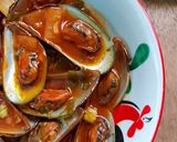 Foto langkah ke 4 dari resep Kerang Ijo Saus Asam Manis.