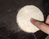 A picture of step 2 of Vegetable Mayo Burger.