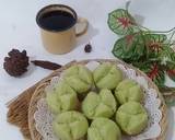 Foto langkah ke 6 dari resep Kue Mangkok Nasi Pandan.