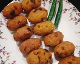 A picture of step 7 of Leftover Rice Cutlets.