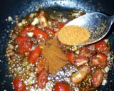 A picture of step 4 of 2 easy diy pizza sauce.
