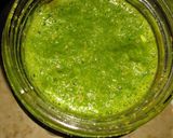 A picture of step 5 of Green chatni/Dhanya chatni.