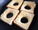 A picture of step 3 of Egg in bread hole.