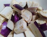 Foto langkah ke 1 dari resep Terong Teri Sambel.