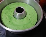 Foto langkah ke 6 dari resep Bolu pandan kukus.