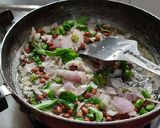 A picture of step 1 of Vidarbha special Nagpuri famous dish spicy tarri poha.