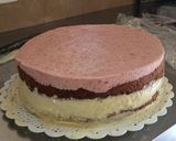 Foto del paso 6 de la receta: Semifreddo de frutillas a la crema -sintacc