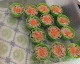 Foto langkah ke 3 dari resep Dimsum ayam udang pelangi.