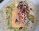Foto del paso 6 de la receta: Burritos de pollo con guacamole