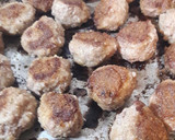 Foto del paso 2 de la receta: Albondiguitas con salsa blanca y fideos