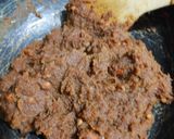 A picture of step 11 of Anjeer gud ki puran poli.