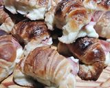 Foto del paso 5 de la receta: Más que receta es una idea "Medialunas con jamón y queso"
