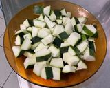 Une image de l'étape 3 de Purée de courgette aux épices et persil.