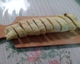 Foto langkah ke 6 dari resep Egg Chicken Roll.