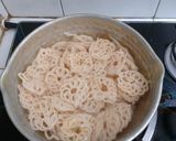 Foto langkah ke 2 dari resep Seblak Cobek / Coet.