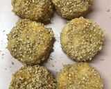 Foto del paso 2 de la receta: Bolitas de queso de cabra con sésamo