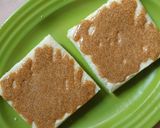 Foto langkah ke 5 dari resep Roti Panggang Isi Keju Topping Ala 'Roti Boy'.