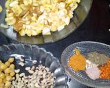 A picture of step 1 of Mix fruits chat.