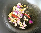A picture of step 4 of Potoler Tel Jhal (Parwal / Pointed Gourd Curry - Bong Style).