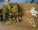 Foto langkah ke 3 dari resep Sop Ikan Sayur Asin.