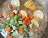 Foto langkah ke 2 dari resep Sayur Goreng Asem versi Ayam.