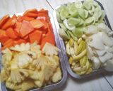 Foto langkah ke 2 dari resep Rujak Manis Surabaya.