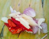 Foto langkah ke 1 dari resep Sawi Tempe Bumbu Kecap.