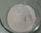Foto langkah ke 1 dari resep Korean egg Bread.