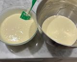Foto del passaggio 6 della ricetta Ciambella Nuvoletta bicolore (sofficissima) ☁️🍋🍫