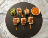 Foto del paso 5 de la receta: Rollitos de cerdo con calabacín y salsa romesco