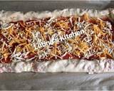 Stuffed Crust Veg Pizza: recipe step 5 photo