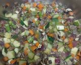 Foto del paso 1 de la receta: Risotto con verduras