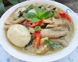 รูปขั้นตอนการทำที่ 4 ของ แกงเขียวหวานไก่กับไข่