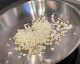 Foto del paso 1 de la receta: Tallarines con Langostinos