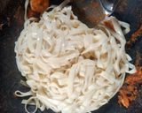 Foto langkah ke 3 dari resep Mie Goreng Seafood.