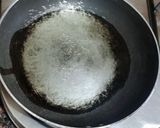 A picture of step 2 of Leftover chapati bhel.