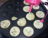 Foto langkah ke 7 dari resep Shrimp Takoyaki.