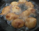 गेहूं के आटे का गुलगुला (Gehu ke aate ka gulgula recipe in hindi) रेसिपी चरण 6 फोटो