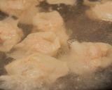 A picture of step 4 of Sichuan Style Wontons.