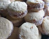 Foto del paso 5 de la receta: Alfajor de maicena