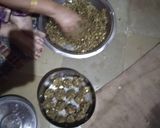 दाना मेथि के लड्डू(Dana methi ke laddu recipe in Hindi) रेसिपी चरण 4 फोटो
