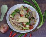 รูปขั้นตอนการทำที่ 15 ของ ยําหมูยอ สูตรน้ำยำปลาร้าแซ่บนัว