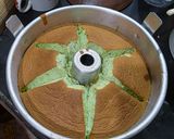 Foto langkah ke 7 dari resep Banana Chiffon Cake Putih Telur.