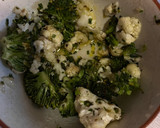 Foto del paso 2 de la receta: ENSALADA DE BROCOLI y COLIFLOR