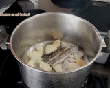Foto del paso 2 de la receta: Arroz con bacalao y alcachofas