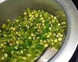 A picture of step 4 of Chatpati Bhindi.