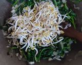 Foto langkah ke 2 dari resep Ca kangkung simpel.