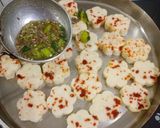 A picture of step 4 of Khatta dhokla.
