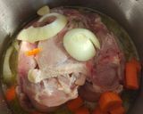 Foto del paso 2 de la receta Pollo al limón guisado en olla exprés
